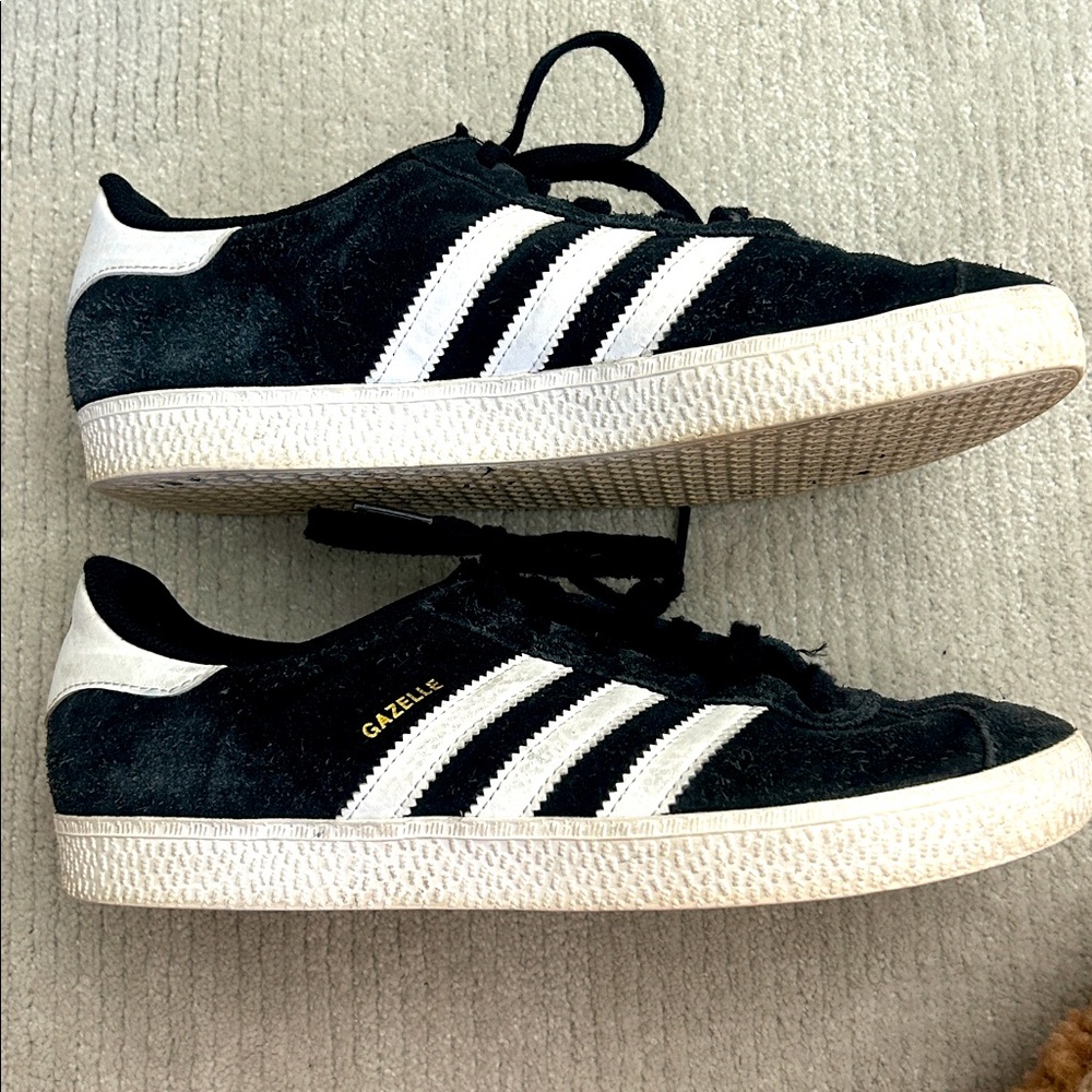 Adidas Gazelles Suede sneakers